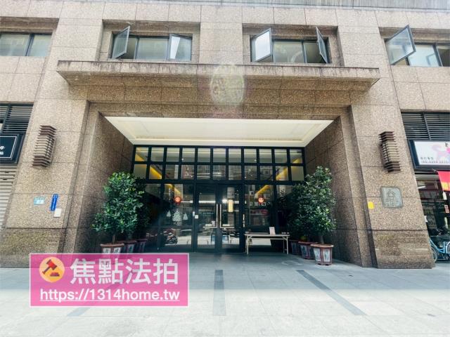新北新莊大樓法拍-11
