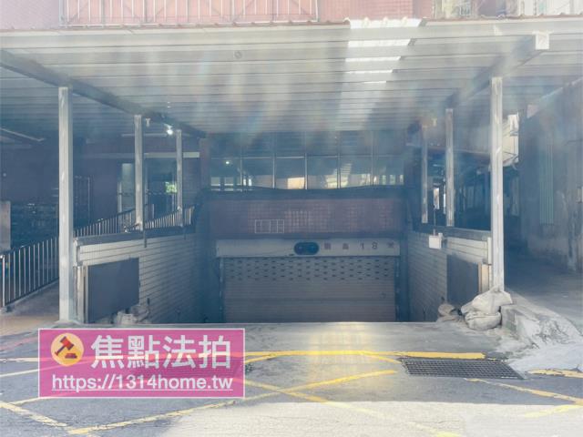 新北三重法拍大樓-8