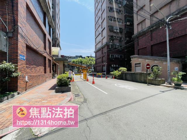 新北板橋拍賣大樓-9