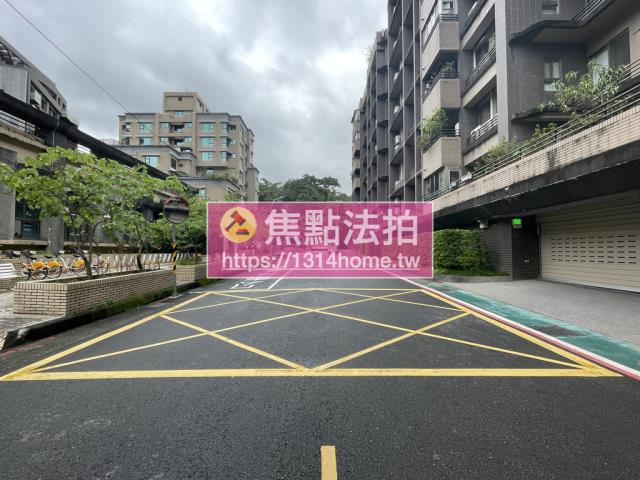 台北拍賣大樓-6