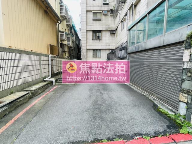 台北士林大樓法拍-11
