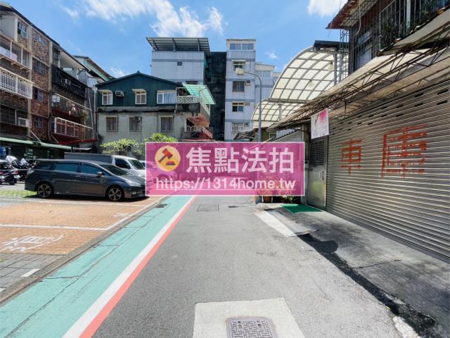 台北文山區透天法拍-6