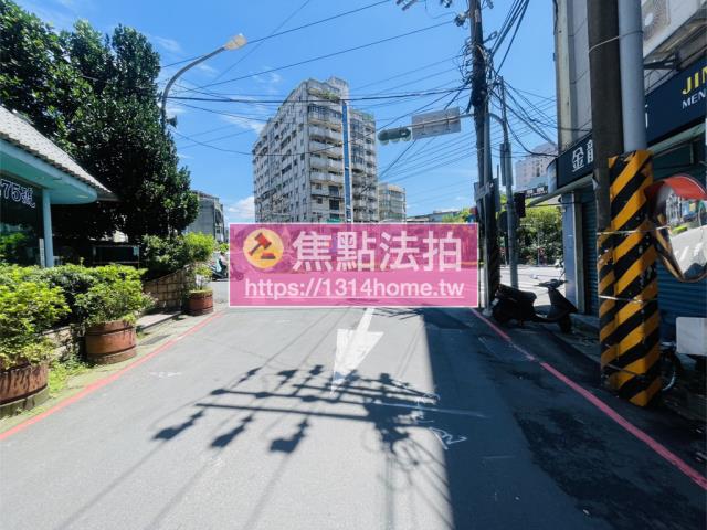 板橋大樓法拍-11