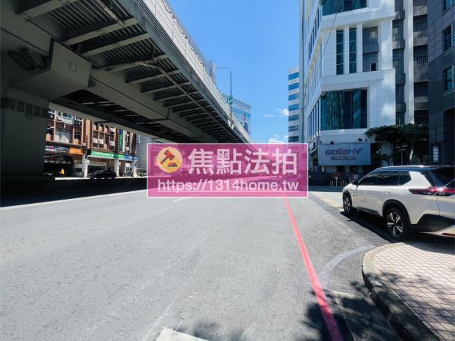 中和法拍店面-11