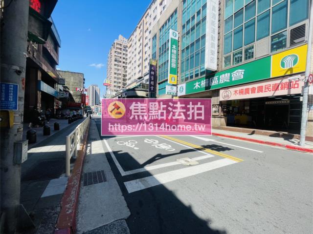 台北文山區透天法拍-6