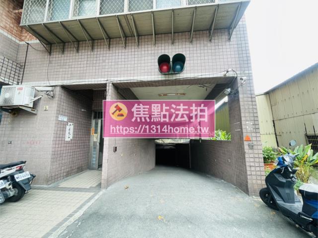 新北板橋法拍華廈-8