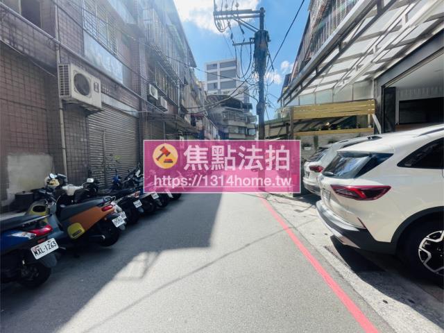 蘆洲拍賣華廈-8