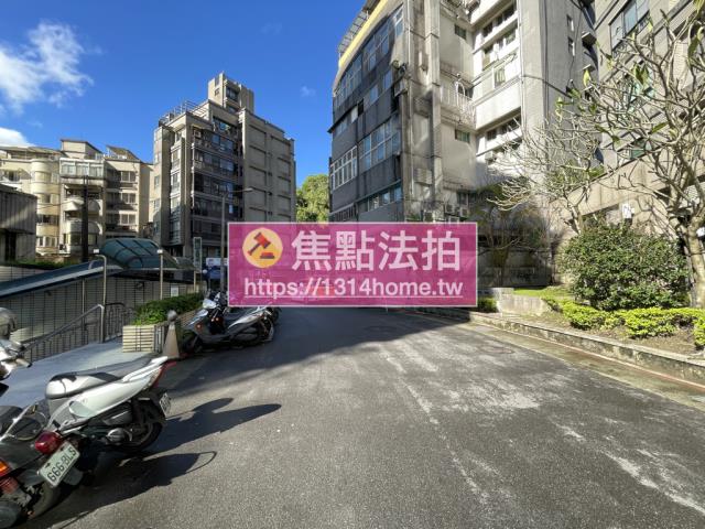 台北內湖大樓法拍-8
