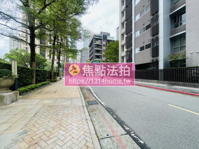 信義區拍賣大樓-9