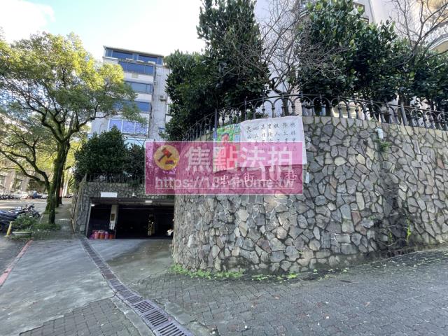 新北汐止法拍透天-5