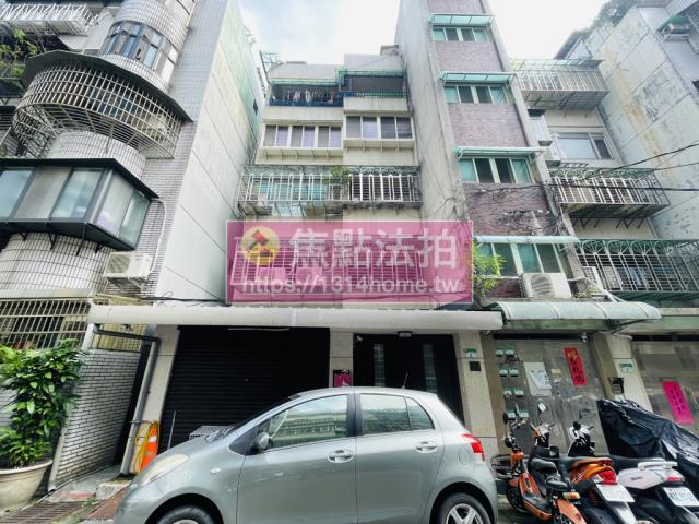 信義區法拍公寓-1