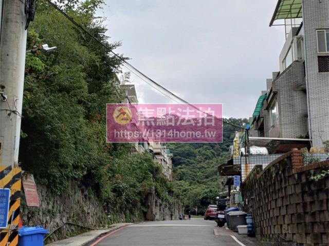 新北淡水法拍透天-1