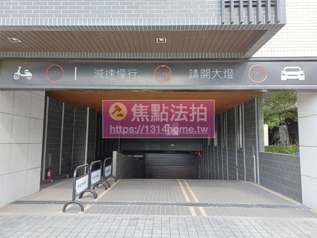 八里法拍大樓-5