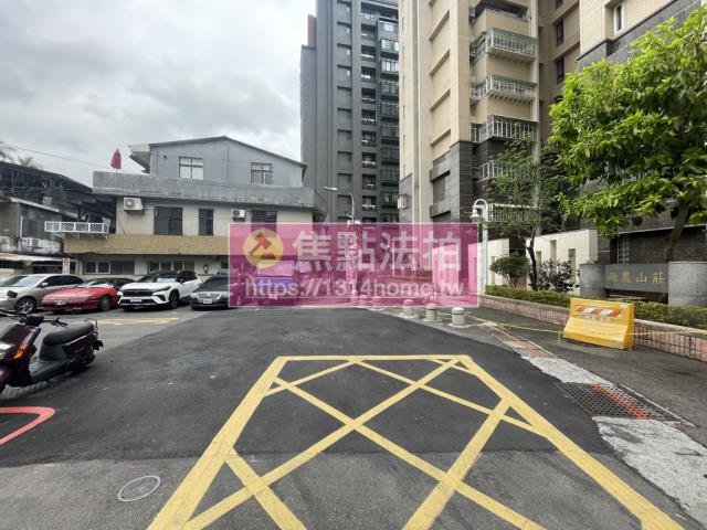 台北士林法拍大樓-8