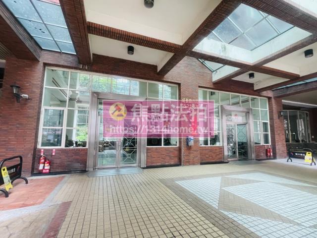 五股法拍大樓-6