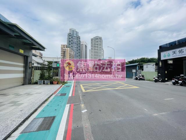 蘆洲店面法拍-8