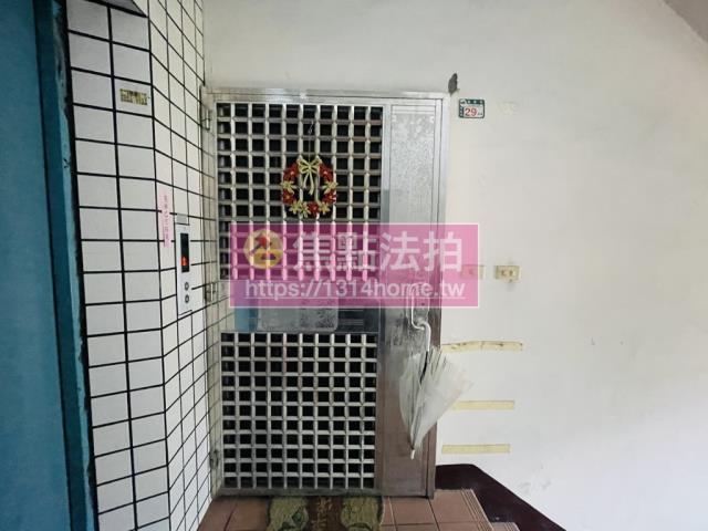 新北大樓法拍-9