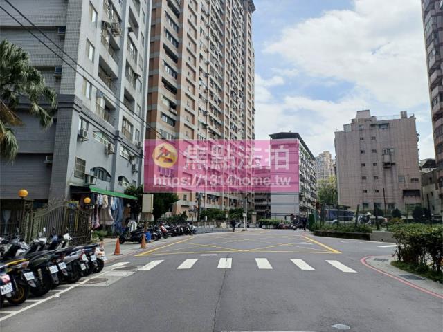 新北淡水拍賣大樓-7