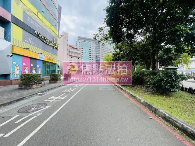 台北南港大樓法拍-10