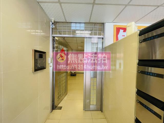 台北法拍大樓-11