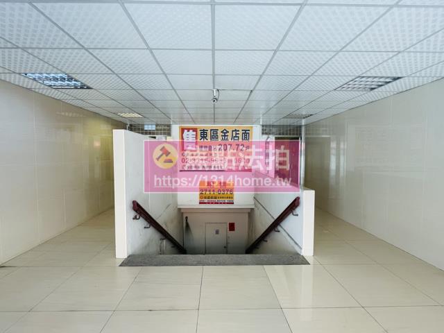 台北法拍大樓-12